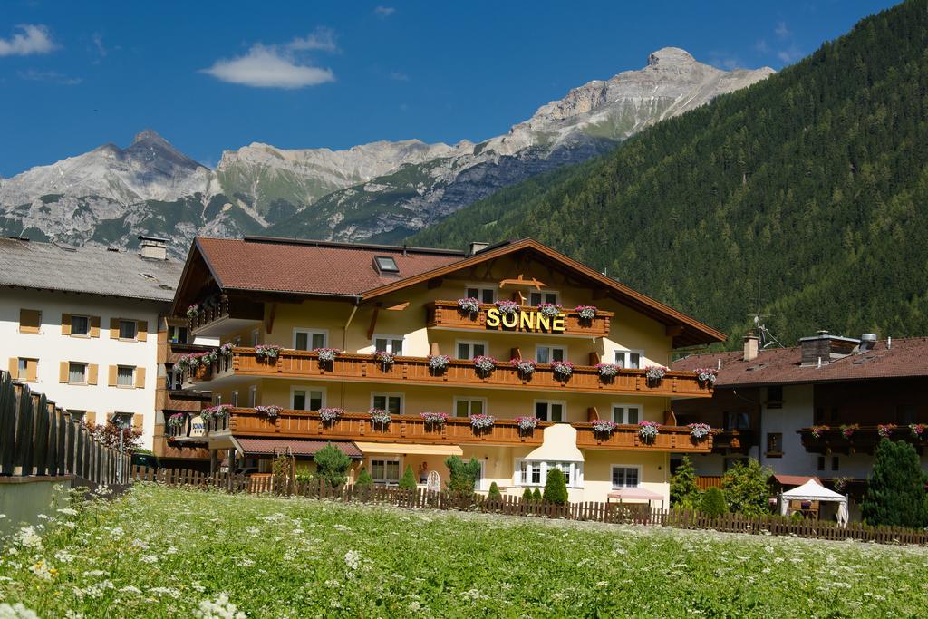 Appartements Zur Sonne Neustift im Stubaital Esterno foto